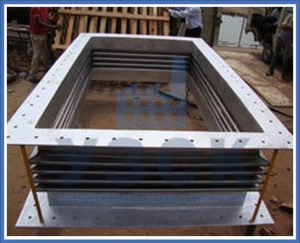 прямоугольные линзовые компенсаторы в Караколе