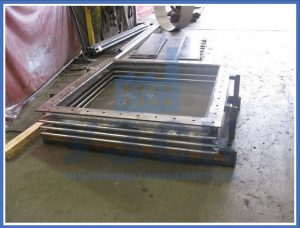 прямоугольные линзовые компенсаторы в Караколе